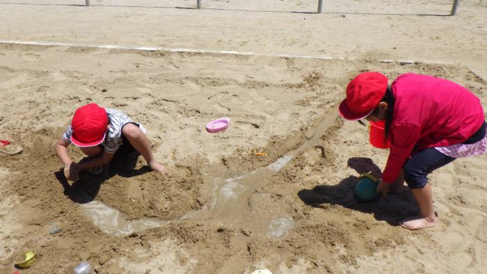 砂遊び