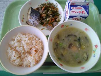 給食