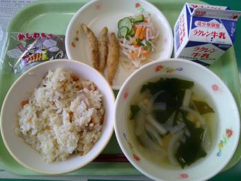 給食