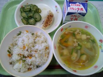 給食